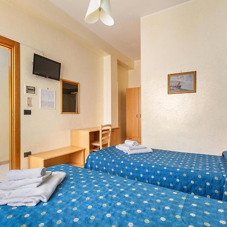 Hotel Il Riccio Порто-Чезарео Экстерьер фото