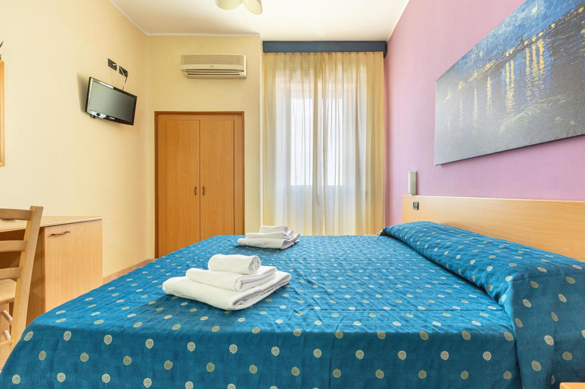 Hotel Il Riccio Порто-Чезарео Экстерьер фото