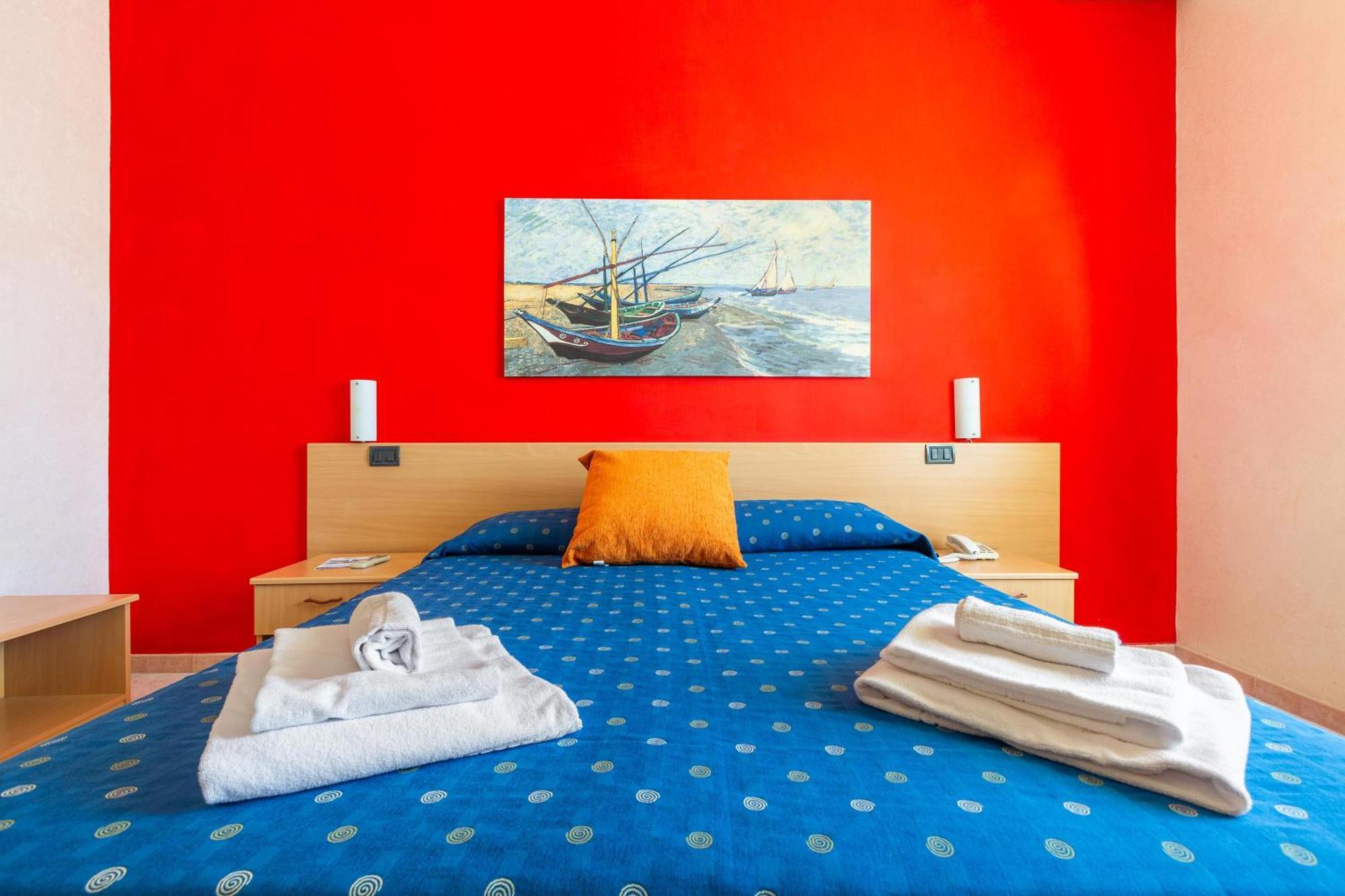 Hotel Il Riccio Порто-Чезарео Экстерьер фото