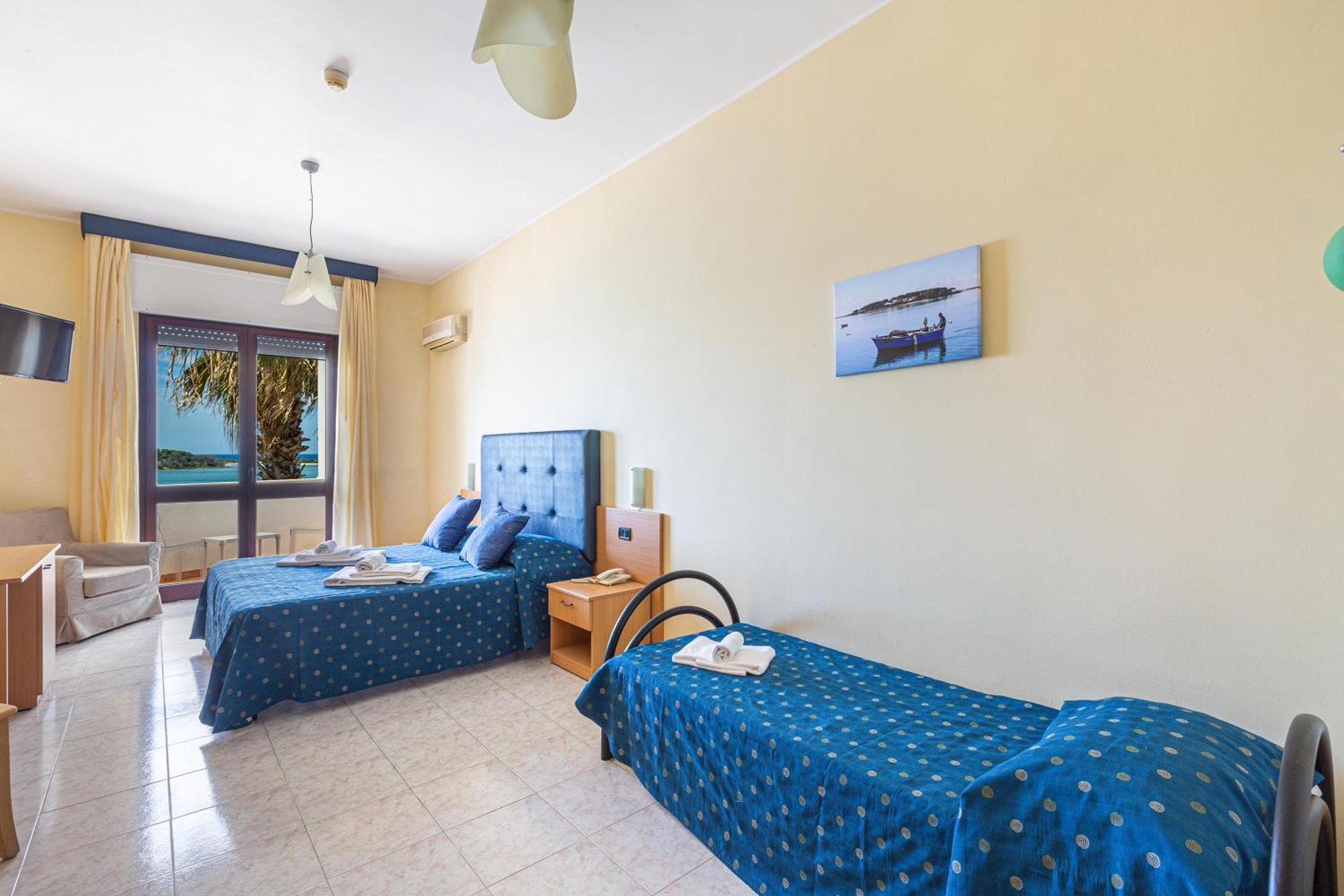 Hotel Il Riccio Порто-Чезарео Экстерьер фото