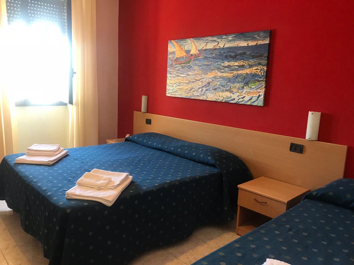 Hotel Il Riccio Порто-Чезарео Экстерьер фото